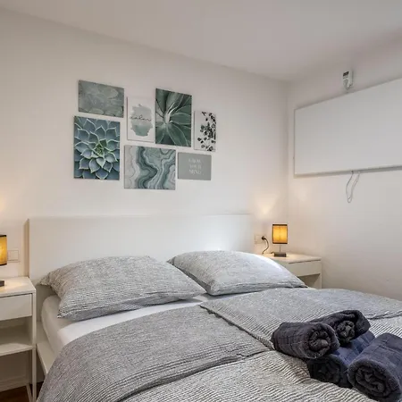 Poelven Holiday home Schwoich